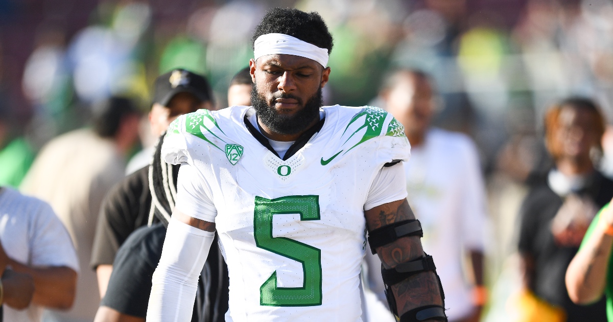 Kayvon Thibodeaux: Oregon defensive end using NIL deals to fund future in  community