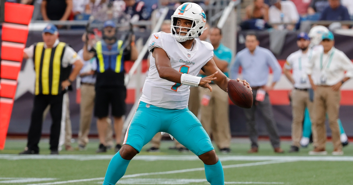 Dolphins placing QB Tua Tagovailoa on Injured Reserve, will miss