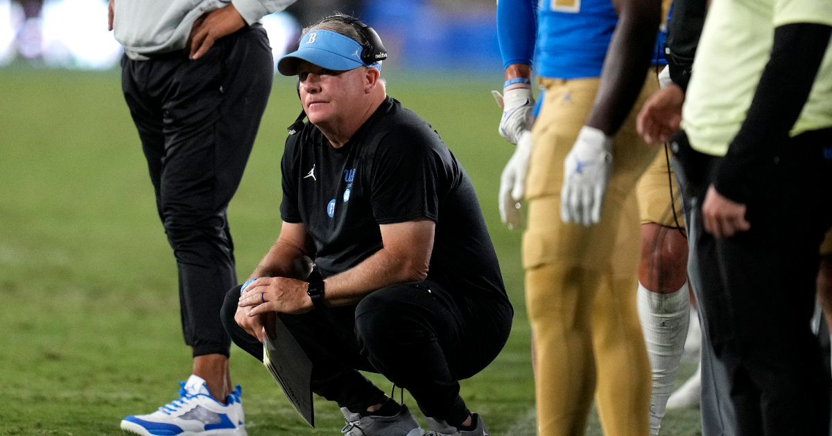 Breaking down delay in Chip Kelly's potential contract extension at UCLA