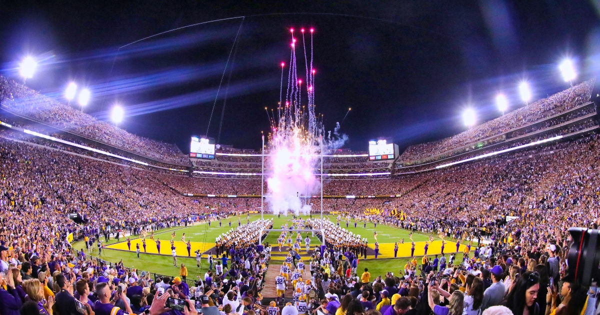 Bruce Feldman breaks down latest on LSU, USC openings