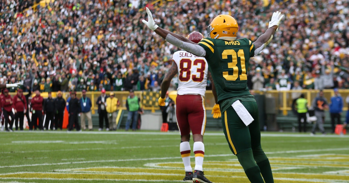 The Green Bay Packers are wearing 'new' throwbacks that look like Michigan  jerseys