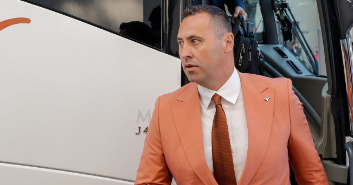 Steve Sarkisian addresses Mike Leach’s Halloween candy hierarchy