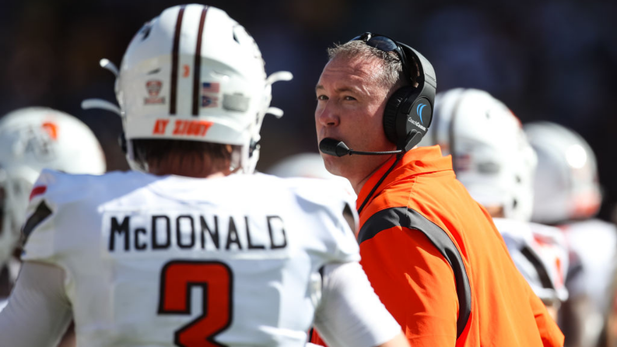 BGSU football head coach Scot Loeffler fires back at Vegas odds