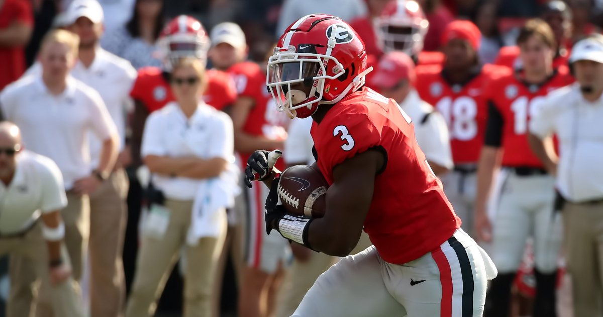 Georgia running back Zamir White catches a pass at the NFL