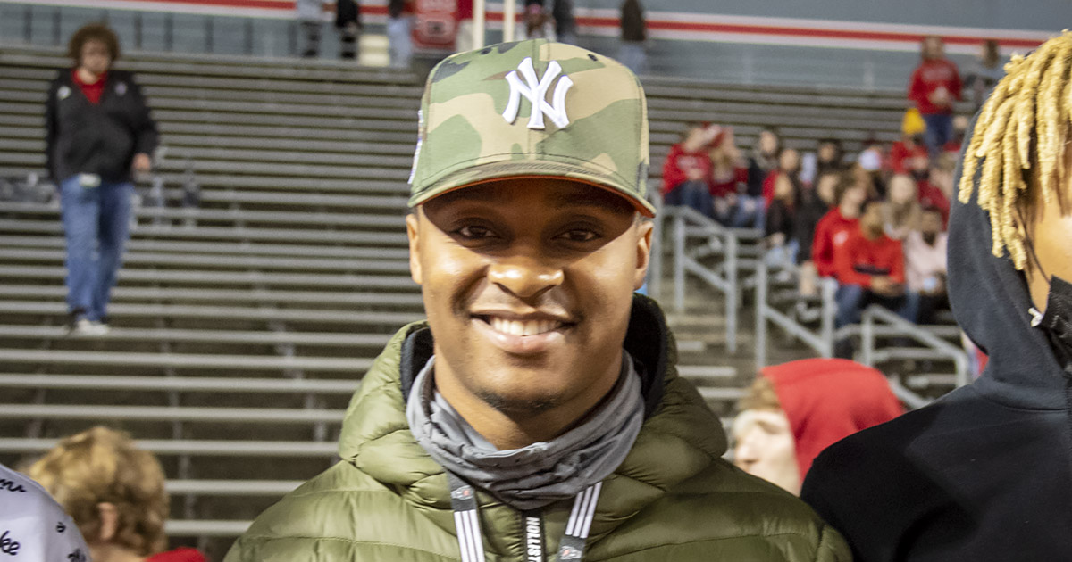 Photo gallery NC State football recruiting targets at Louisville game