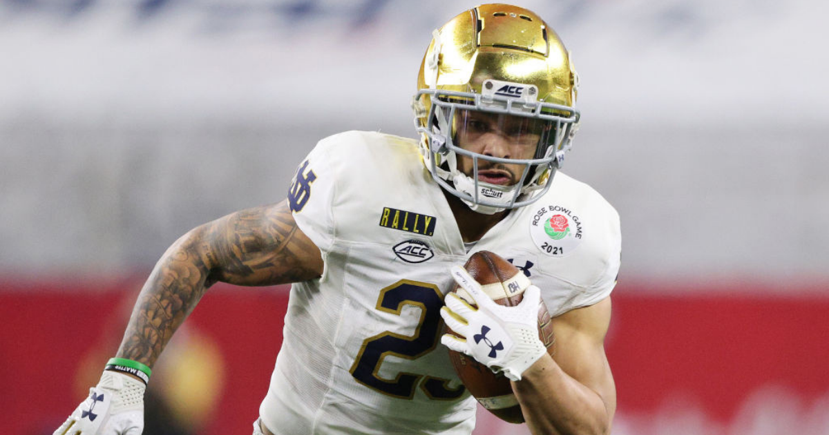 Los Angeles Rams trade up to select Notre Dame running back Kyren