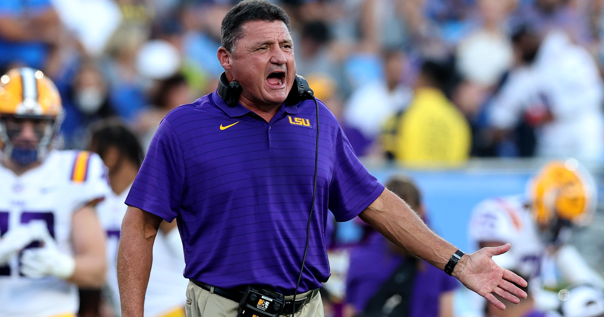 WATCH LSU throws caution to the wind with fake punt pass On3