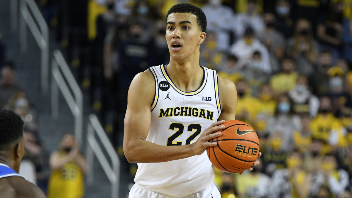 Michigan recruit Caleb Houstan projected as top-10 pick in 2022 NBA draft 