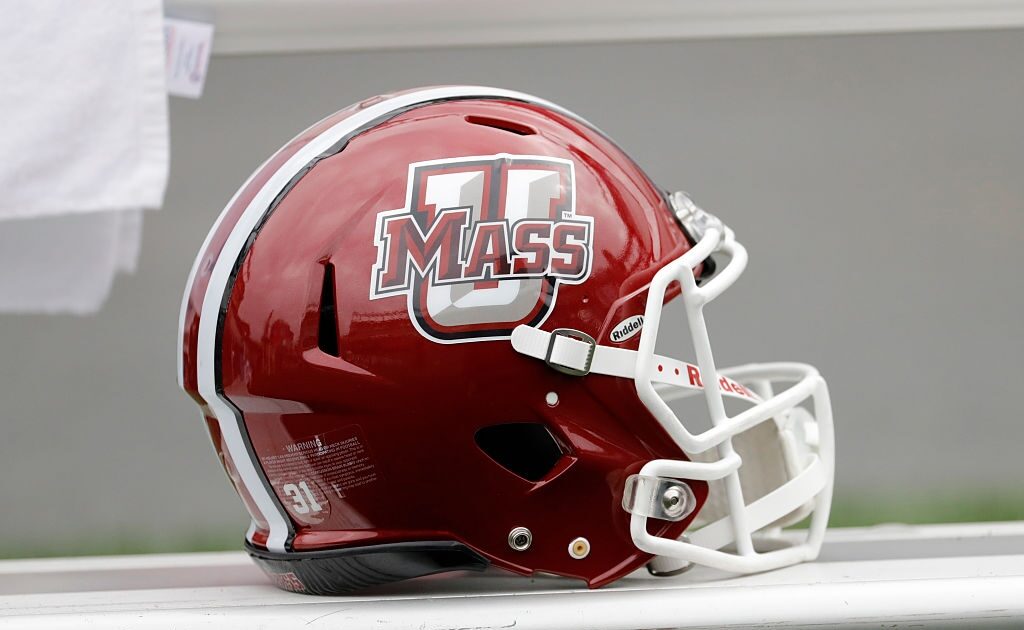 Bulldogs Beat UMass in Patriots-Style Alternate Uniforms - Hail