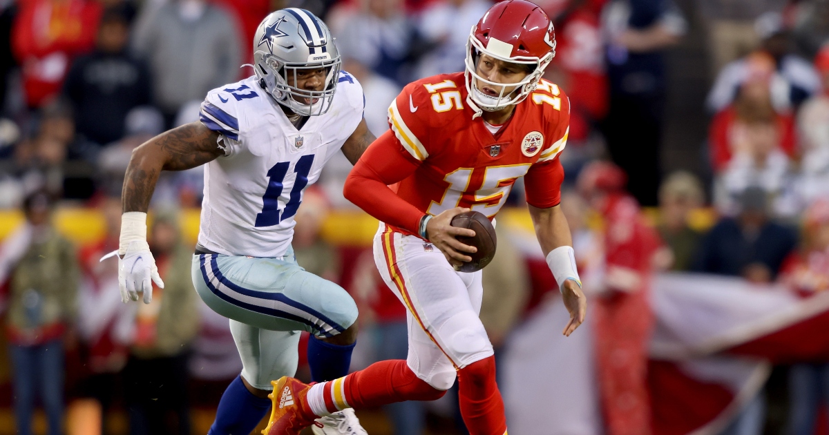 Micah Parsons Strip-Sacks Mahomes in Pro Bowl