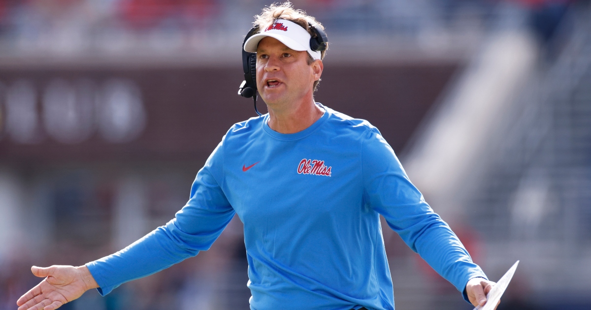 Uniform debate season: Ole Miss' Lane Kiffin digs powder blue