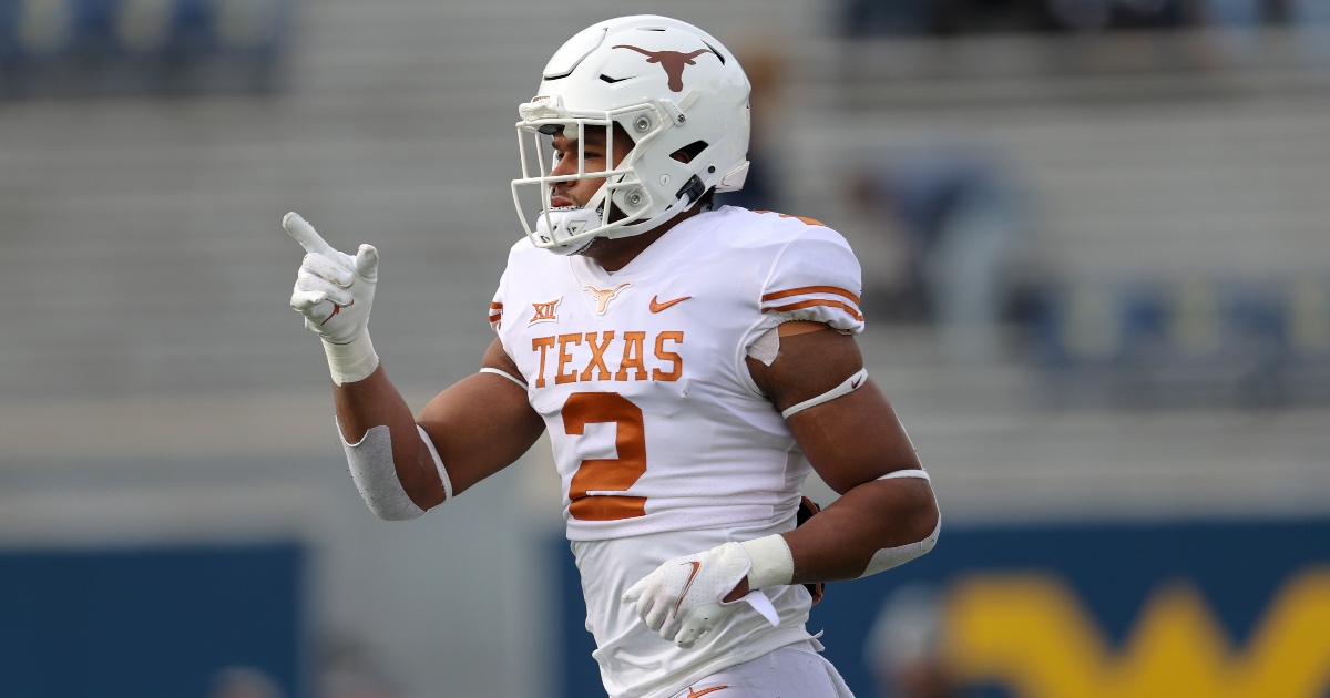 Texas RB Roschon Johnson Out For The Remainder Of Game Versus Kansas - On3