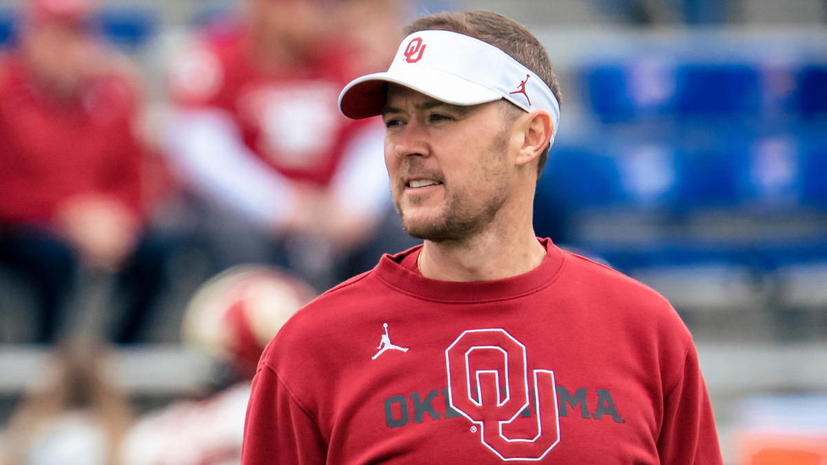 Lincoln Riley expected to become next USC head coach
