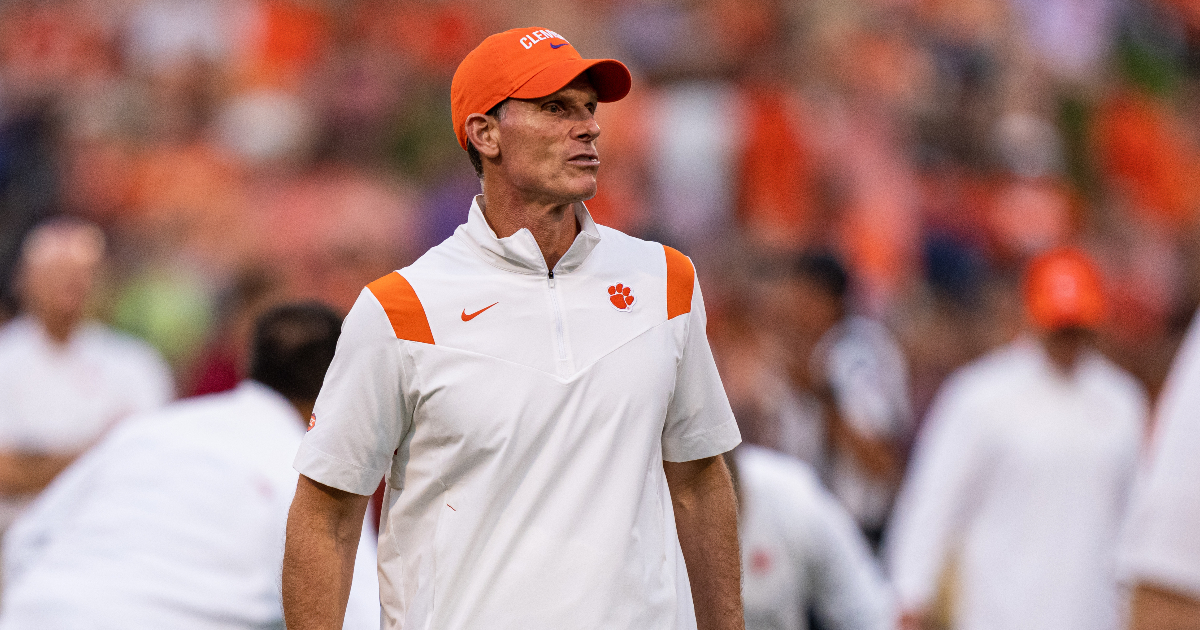 Brent Venables explains balancing recruiting Clemson, Oklahoma during