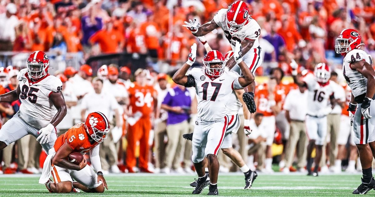 Eagles draft LB Nakobe Dean with the No. 83 overall pick