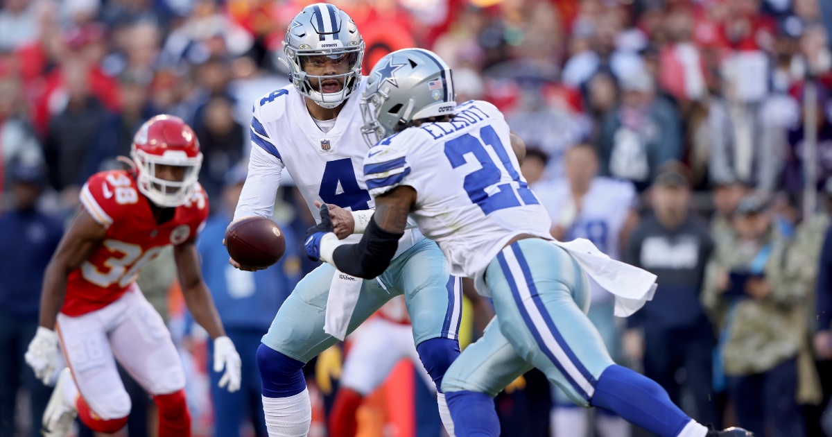 Dallas Cowboys: Ezekiel Elliott needs to rest in Week 17