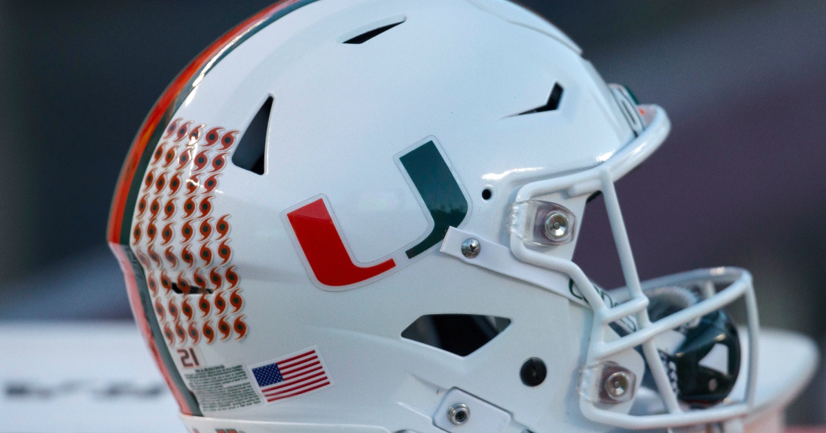 Report: Miami plans to make run at top target, Manny Diaz remains head coach for now