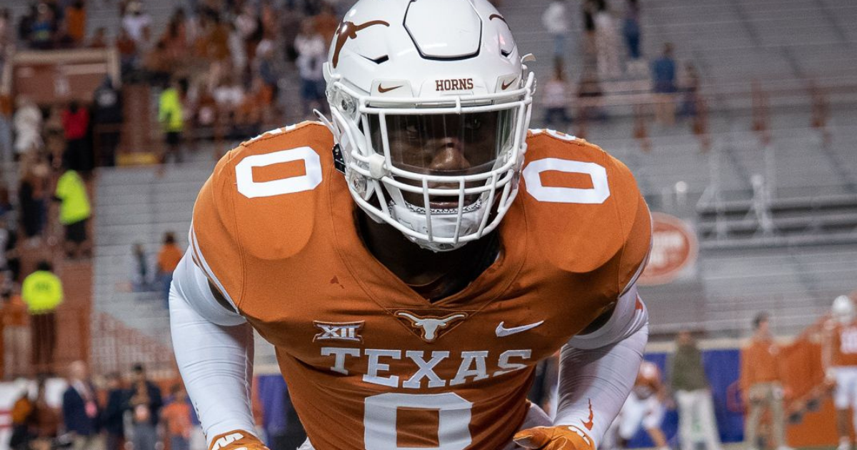 Longhorns Daily News: Texas alum DeMarvion Overshown goes down with  season-ending knee injury in preseason game - Burnt Orange Nation