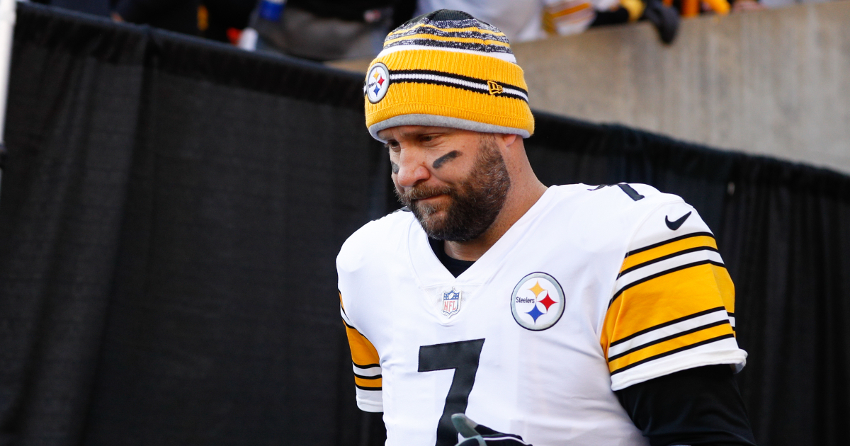 Steelers' Ben Roethlisberger says it was his idea to take pay cut