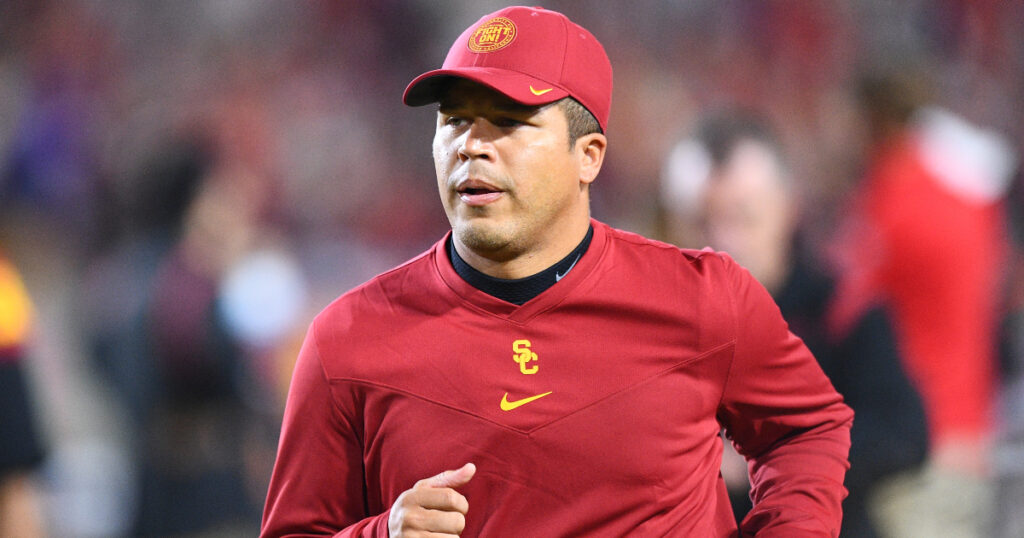 interim-head-coach-donte-williams-expected-to-be-retained-on-staff-by-usc-trojans-head-coach-lincoln-riley