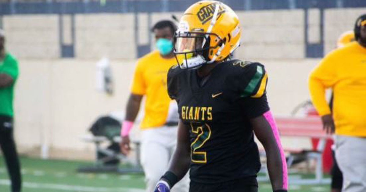 Nebraska’s class gets boost with commitment from Decoldest Crawford On3