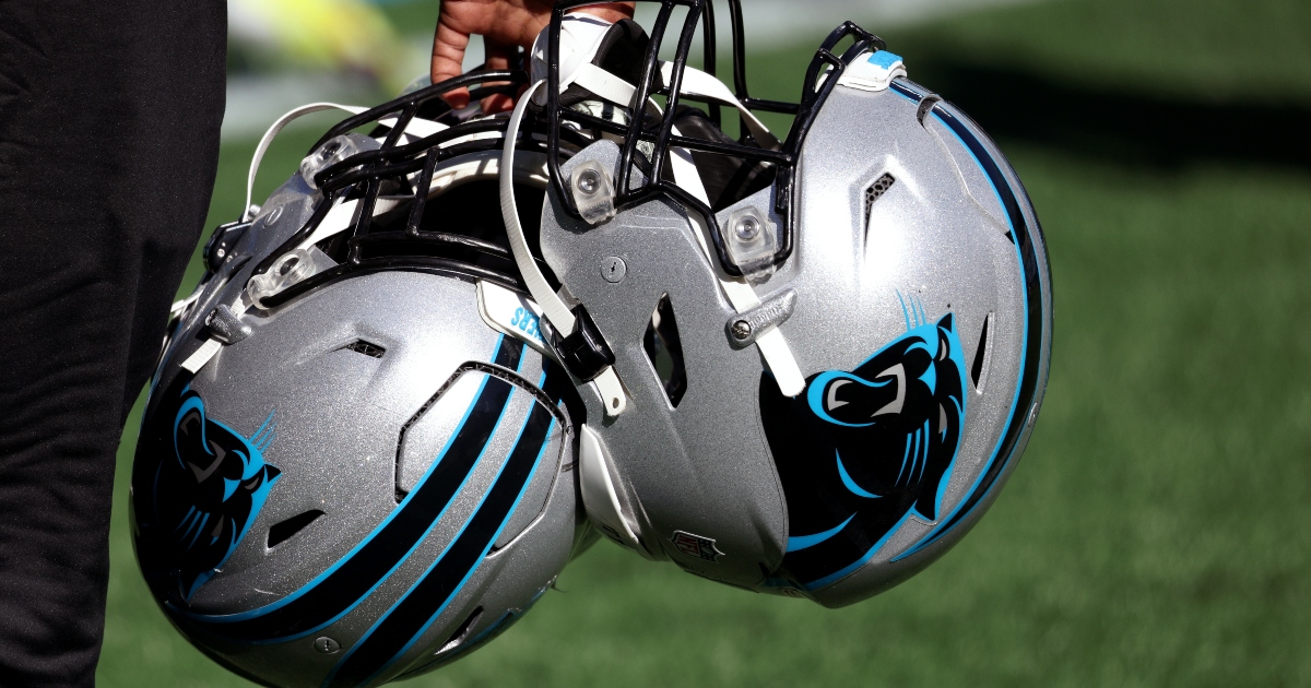 Panthers' kicker injures himself in warmups before game vs. Bills 