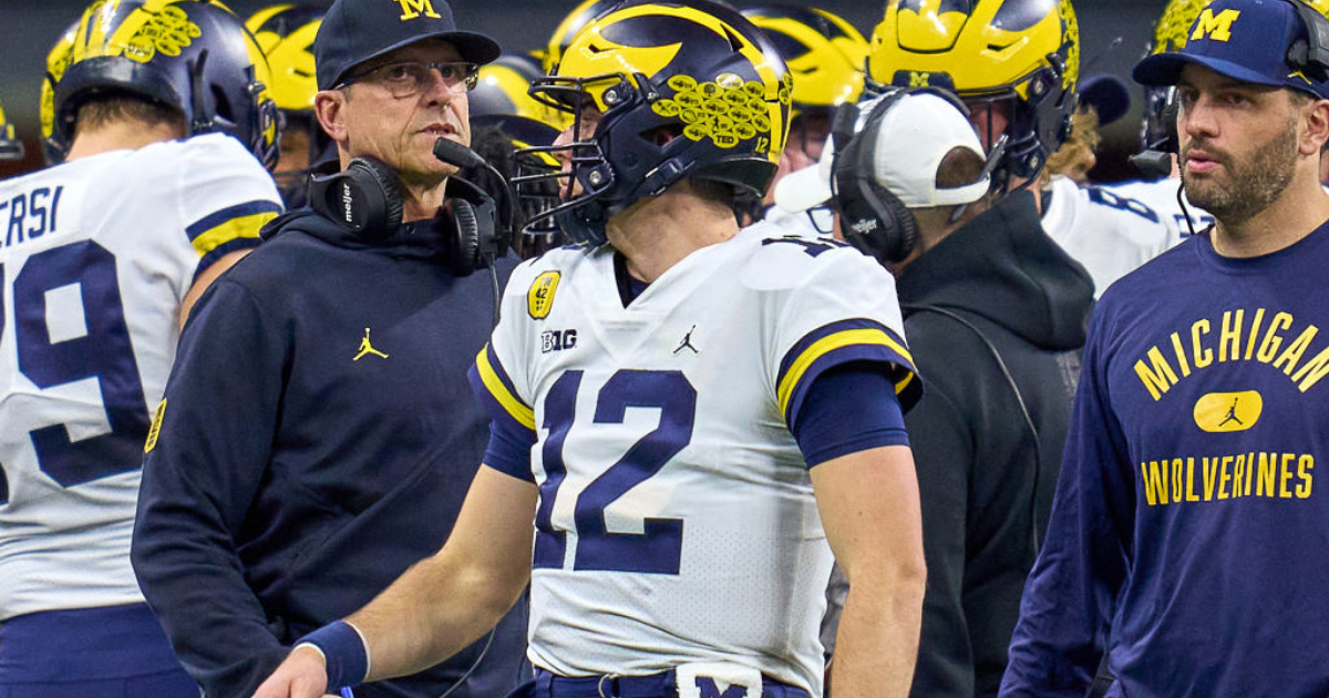 Michigan's Aidan Hutchinson finishes 2nd in Heisman voting - Maize