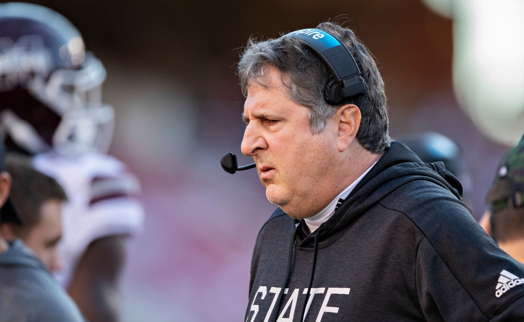 Mike Leach fires back at sky is falling crowd regarding NIL