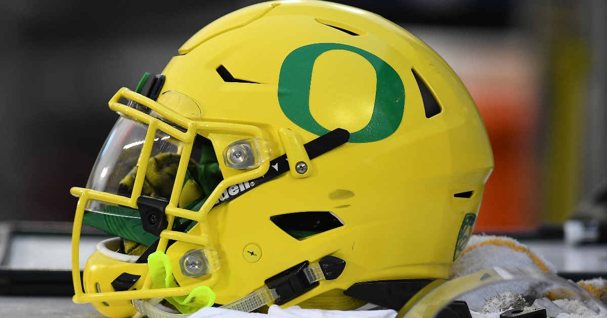 LB Jestin Jacobs commits to Oregon Ducks - On3