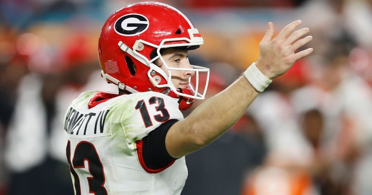 Georgia QB Stetson Bennett reportedly set to make $1 million in NIL money