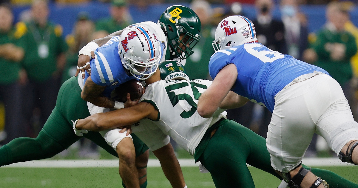 Corral is back to throwing, just not at the Combine