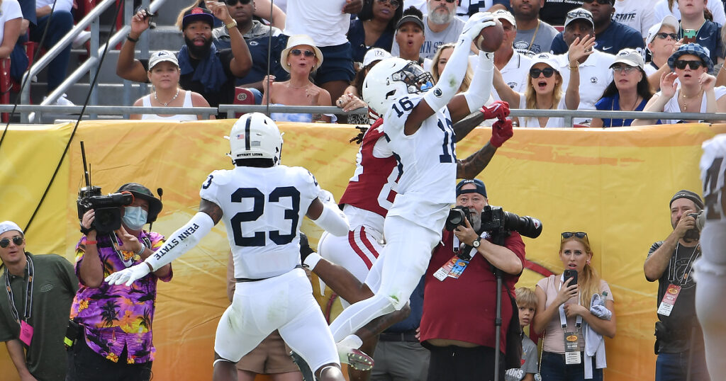 Ji'Ayir Brown intercepts KJ Jefferson