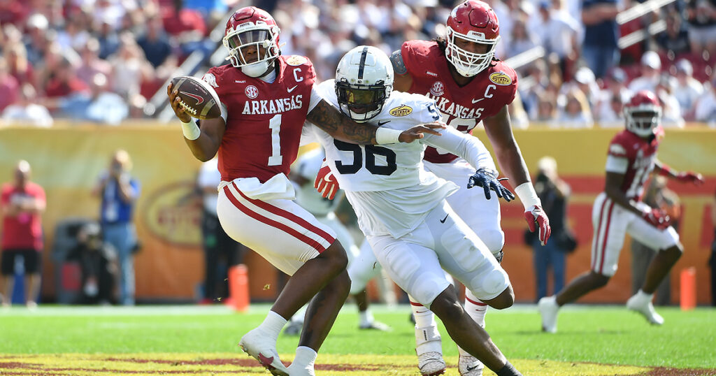 Penn State defensive end Amin Vanover