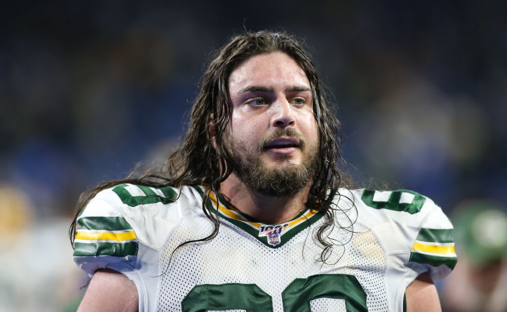 Packers place offensive tackle Bakhtiari on injured reserve as he continues  to deal with knee issue