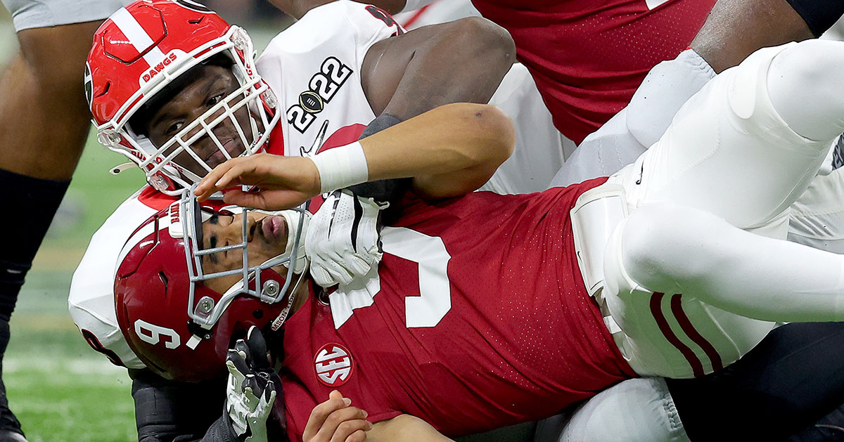 COLLEGE FOOTBALL TODAY: Young leads Tide over Georgia