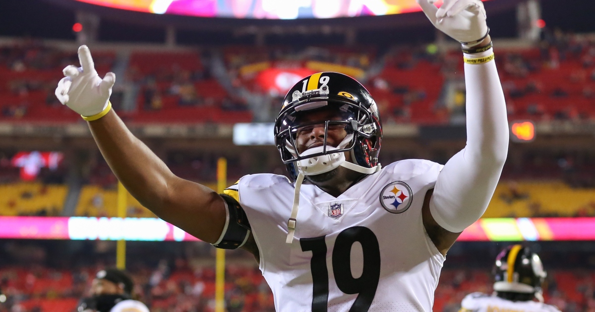 JuJu Smith-Schuster Says He's 'Concerned' for Ex-Steelers Teammate