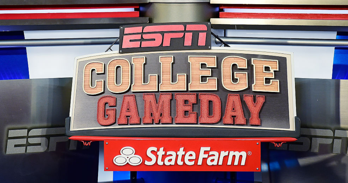ESPN College GameDay announces it is headed to Knoxville for a huge