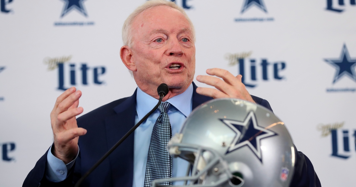 Dallas Cowboys Jerry Jones gives Mike McCarthy vote of confidence