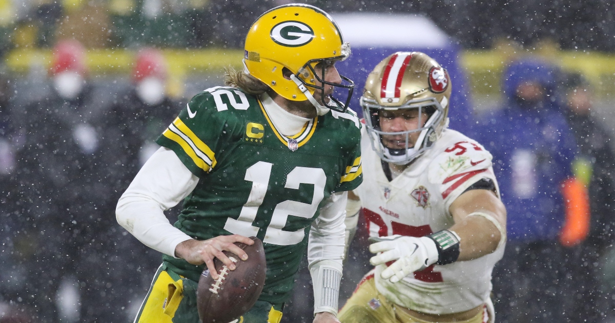 Aaron Rodgers makes history for Green Bay in Packers' win over