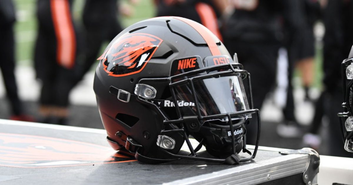 Abraham Johnson, 2023 DL, commits to Oregon State - On3