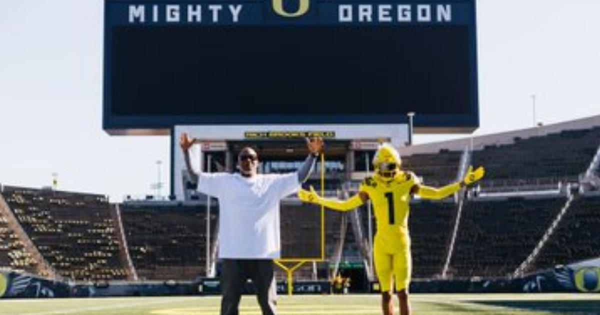 Oregon Ducks hosting big football recruiting weekend: A look at the  visitors 