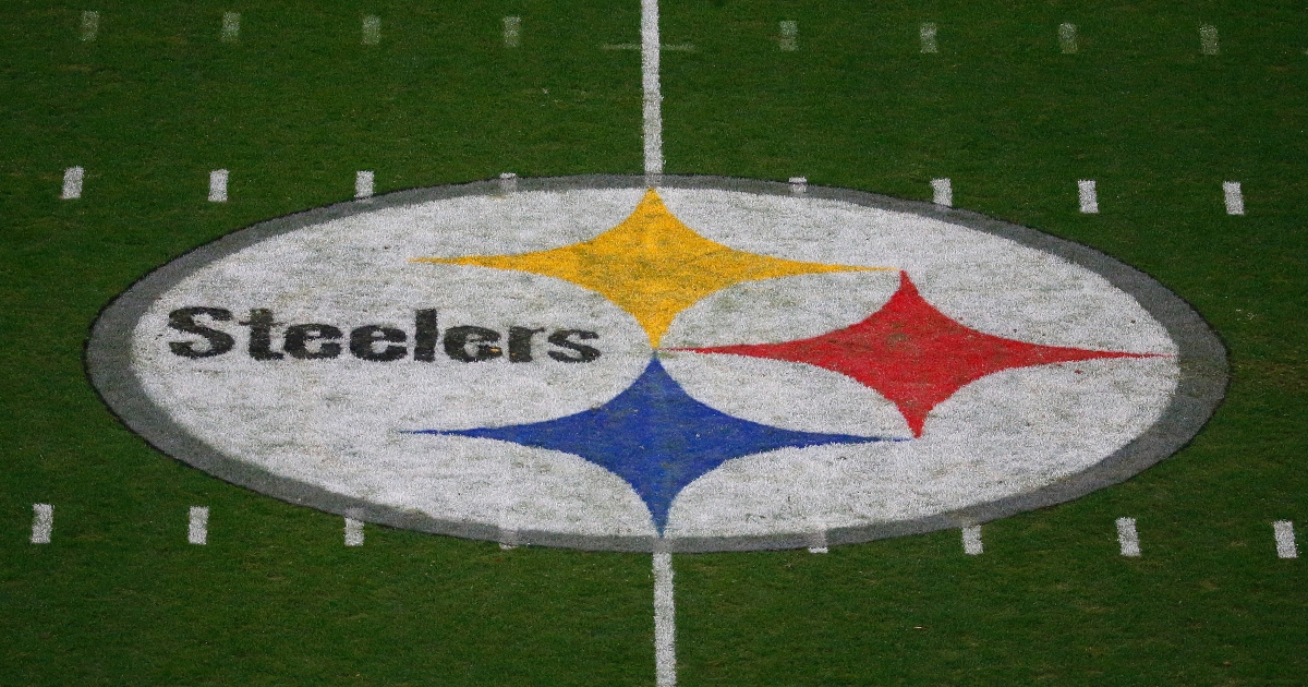 Pittsburgh Steelers Rumors: Draft Kenny Pickett in NFL Draft? Aaron Rodgers  Or Russell Wilson Trade? 