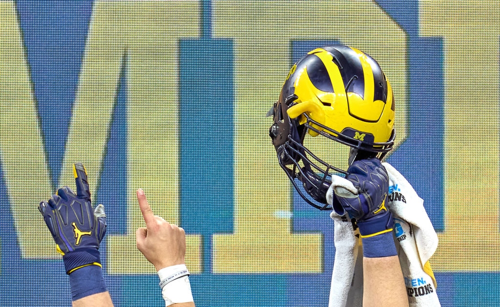 Michigan Football Just Got Huge See Titan Davis Jaw Dropping Junior Season - asfl69w