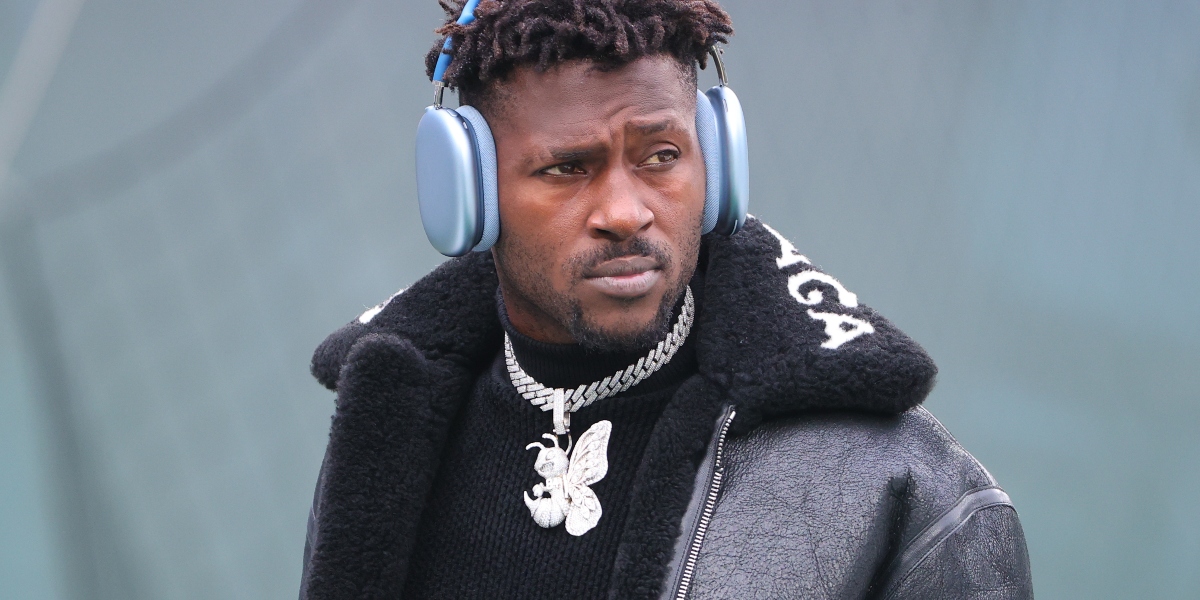 Antonio Brown spotted in studio with Kanye West, The Game, and others