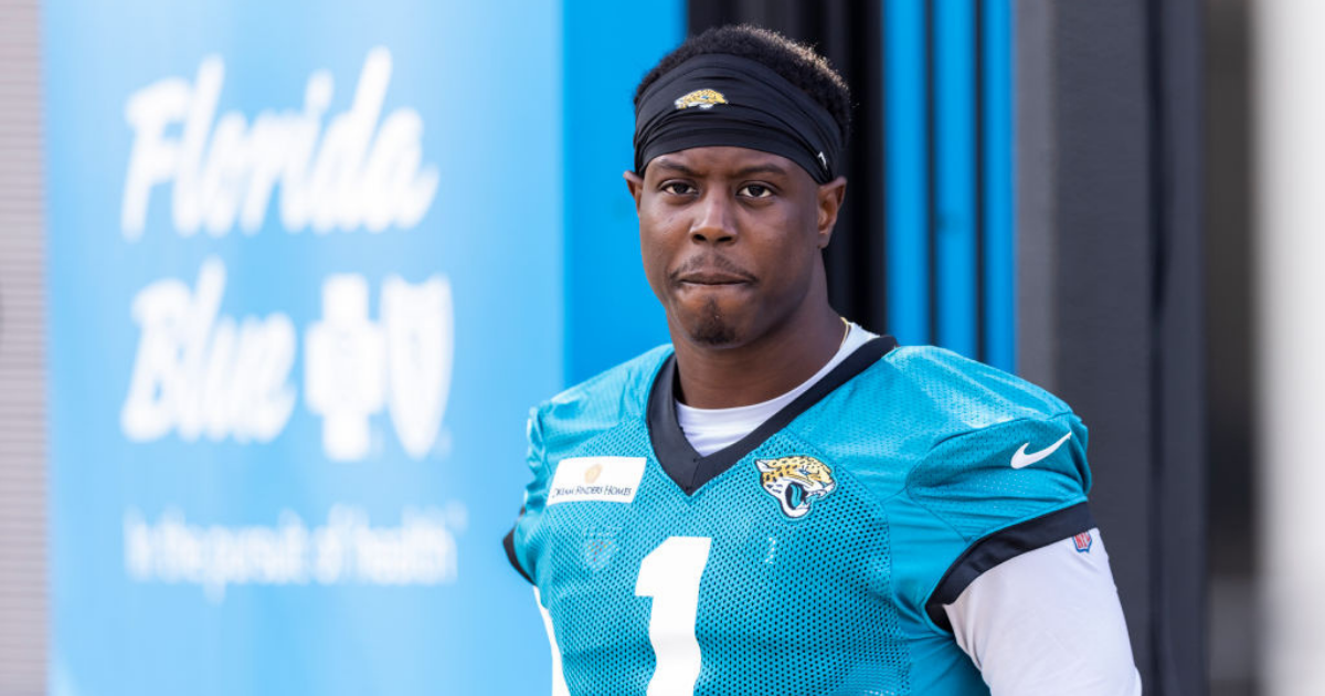 Jaguars running back Travis Etienne's foot injury not serious