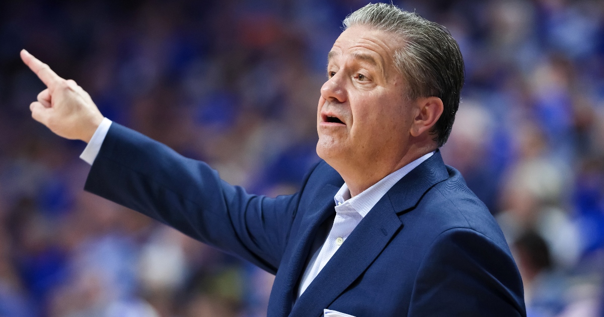 John Calipari hints changes are coming after Kentucky loss at Arkansas ...