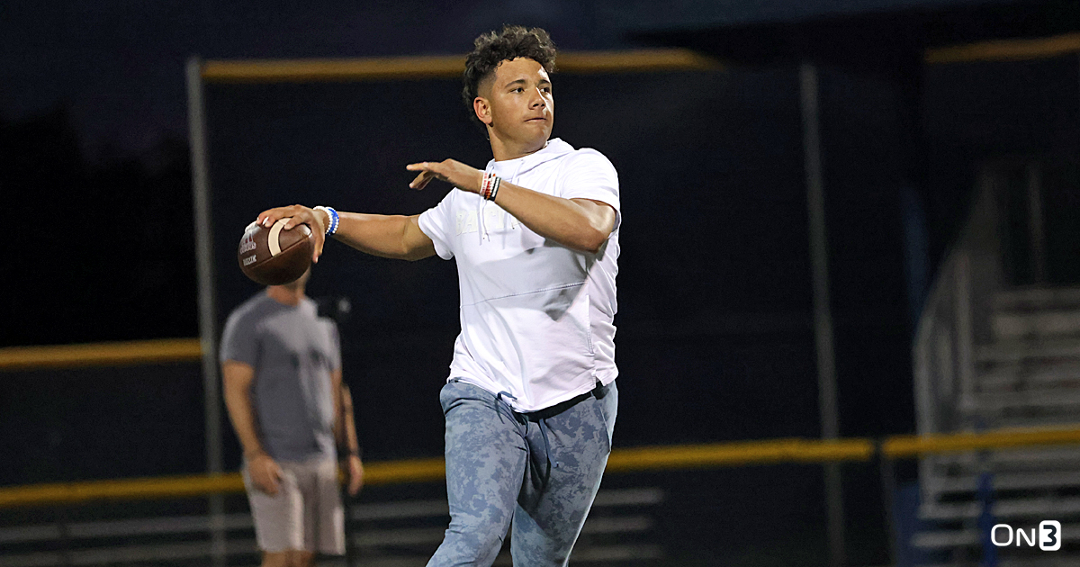 Dylan Raiola makes 72yard throw Steve Clarkson QB Retreat On3