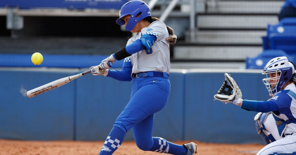 Kentucky Softball finishes 3-1 in annual John Cropp Classic