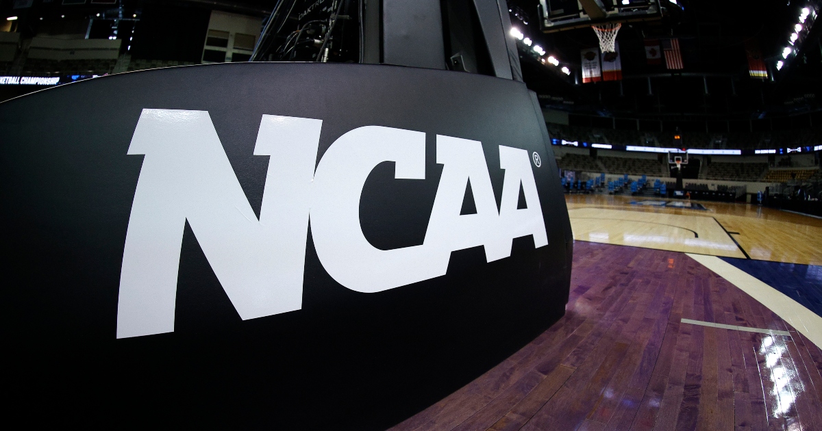 Sporting News releases college basketball AllAmerica team