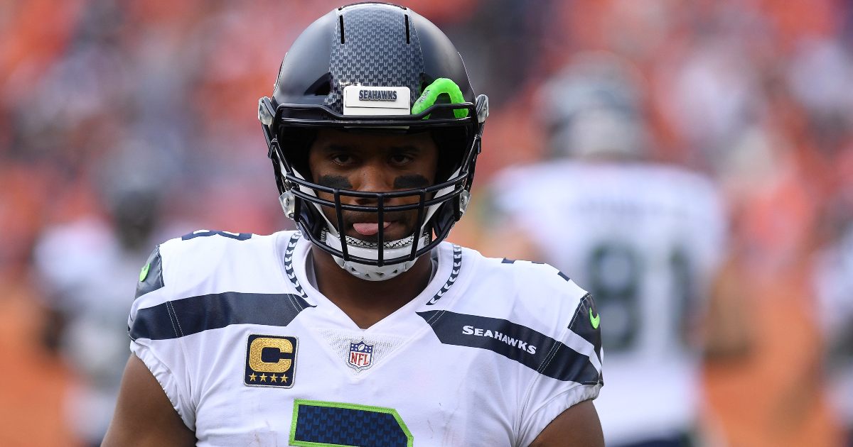 Russell Wilson trade: Broncos acquire Seattle QB for three players